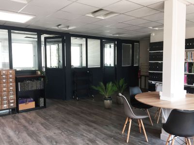 Vue sur bureaux