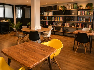 Une bibliothèque dans le XVIe