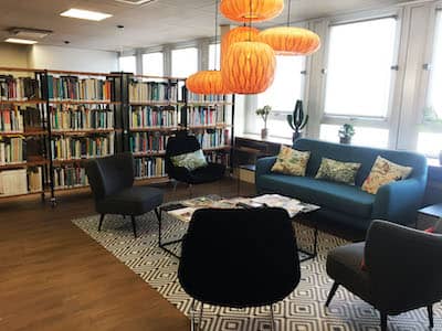 Une bibliothèque dans le XVIe